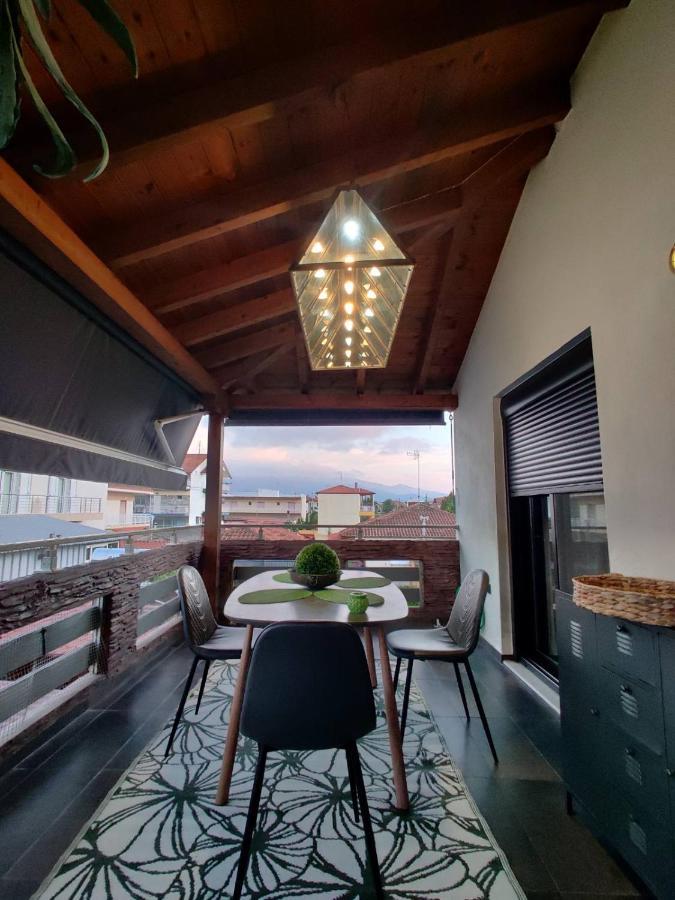 Vintage Lux Homes Неа-Врасна Экстерьер фото
